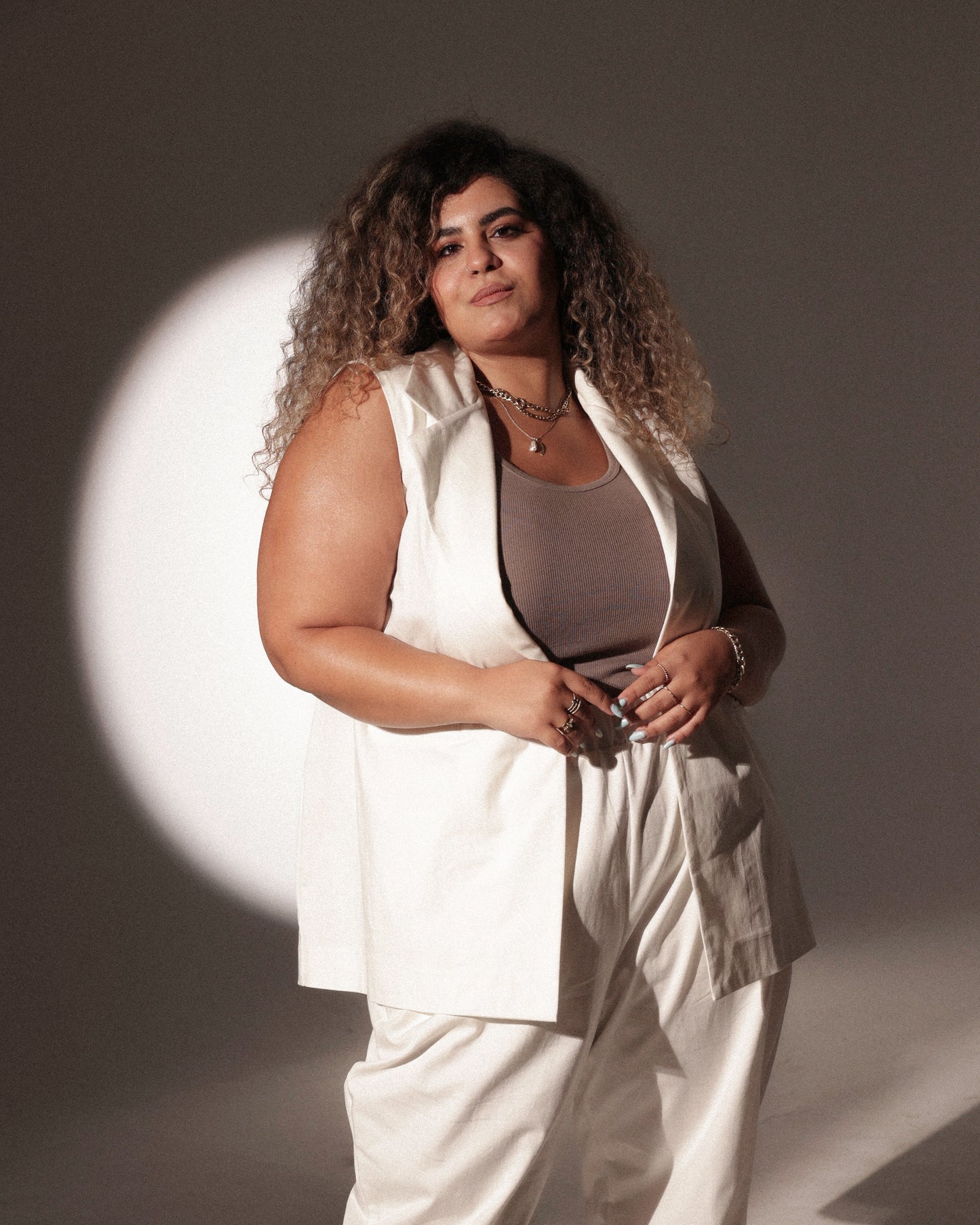 IVORY DUNE VEST