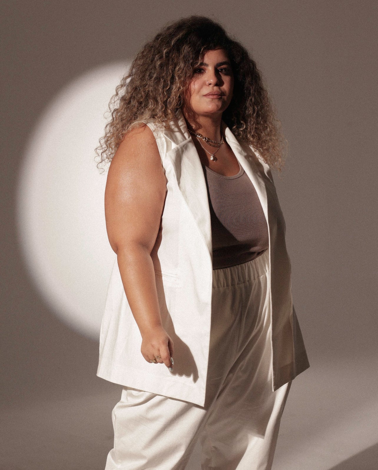 IVORY DUNE VEST