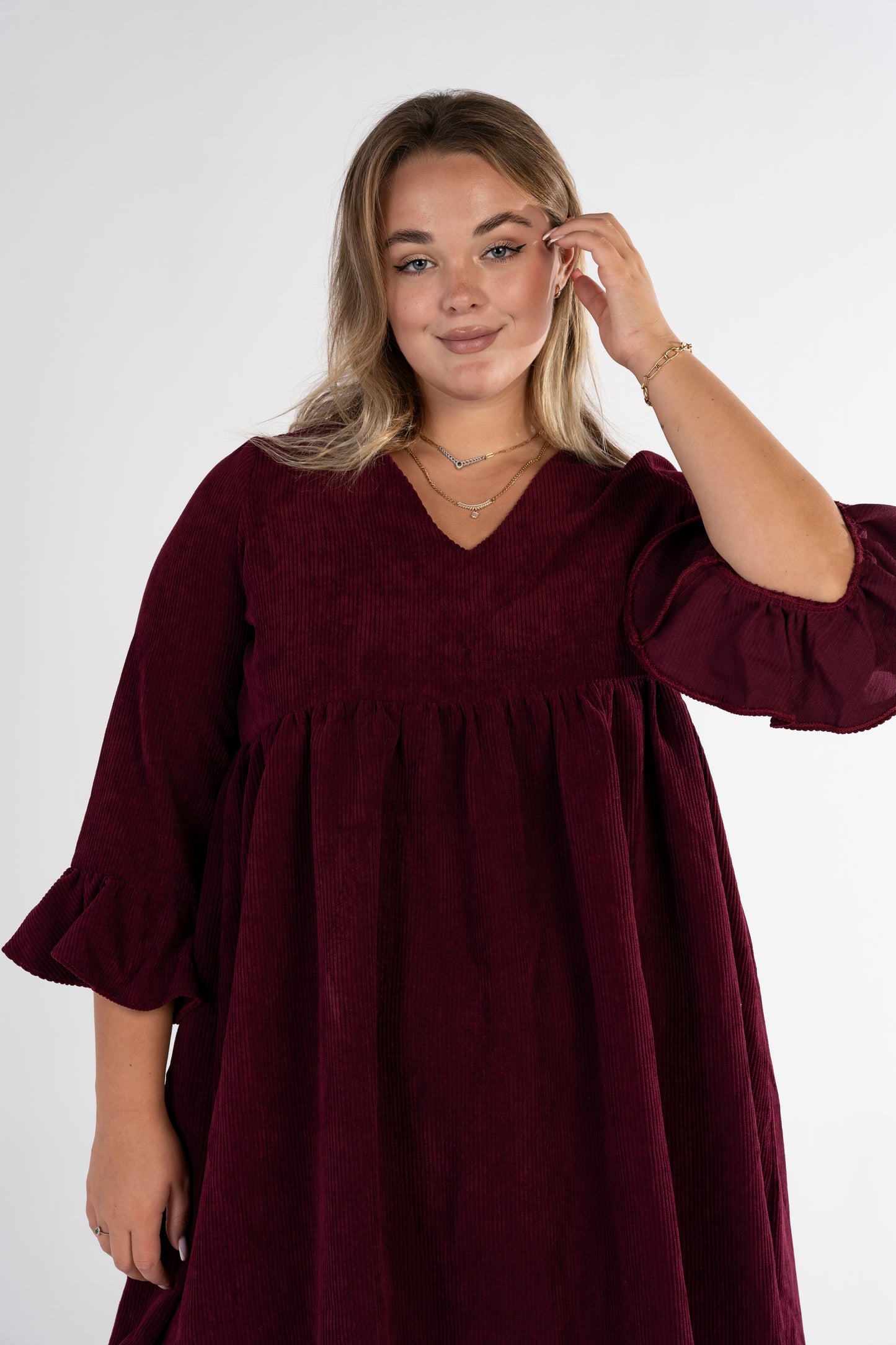 BORDEAUX PLUSH DRESS