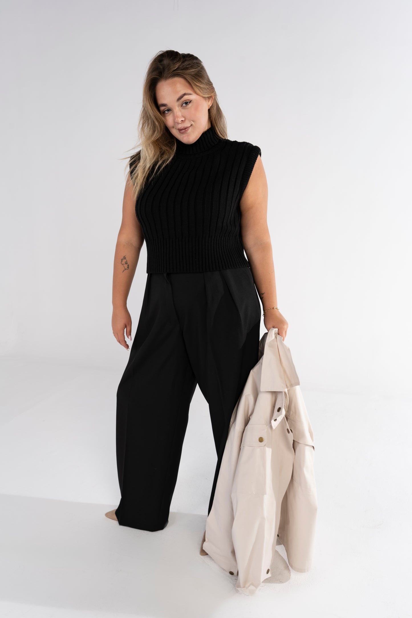 The Tailored Pleated Pants
